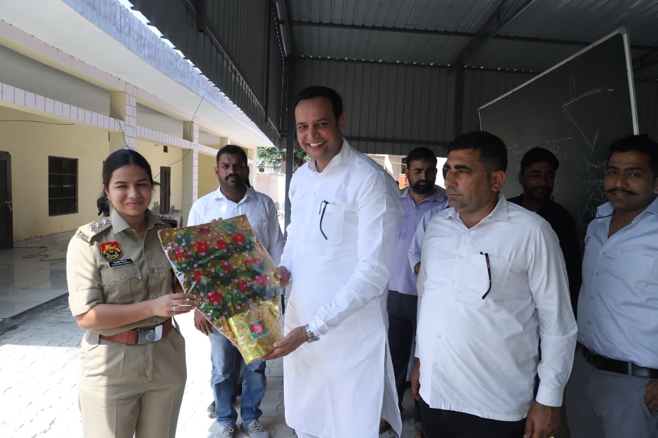 ‘एक पेड़ नशे के खिलाफ’